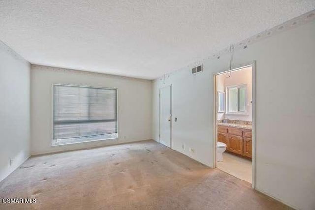 1558 Dover Avenue, Thousand Oaks, CA 91360