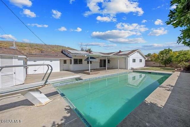 1558 Dover Avenue, Thousand Oaks, CA 91360