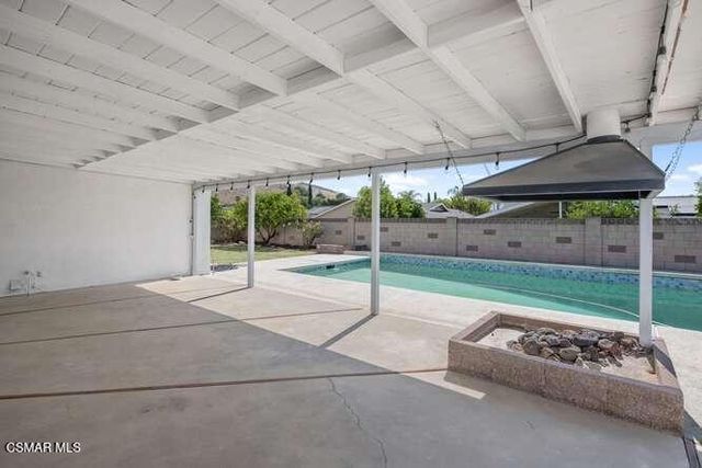 1558 Dover Avenue, Thousand Oaks, CA 91360
