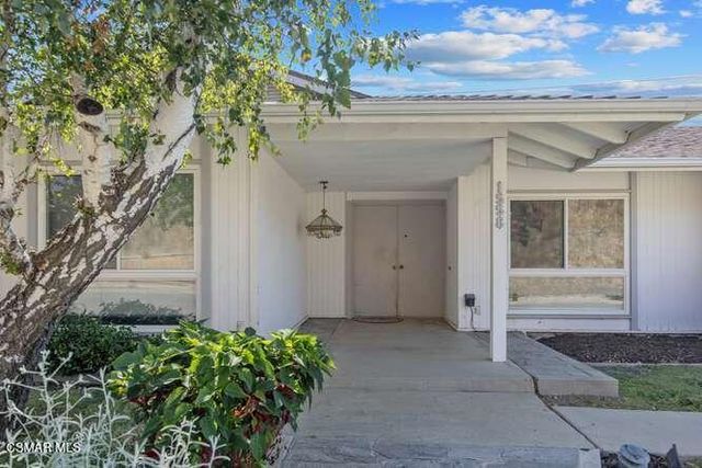 1558 Dover Avenue, Thousand Oaks, CA 91360