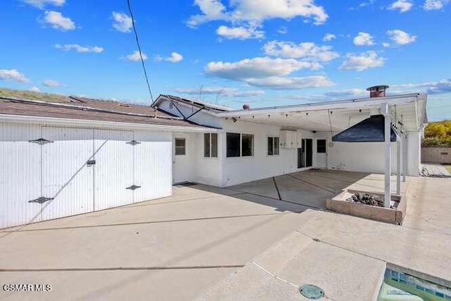 1558 Dover Avenue, Thousand Oaks, CA 91360