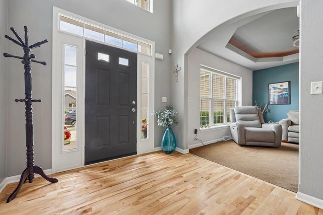 261 Ridgeway Path, Oconomowoc, WI 53066