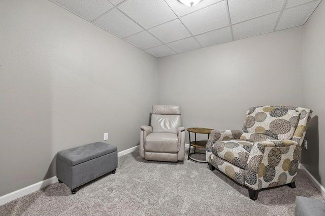 261 Ridgeway Path, Oconomowoc, WI 53066