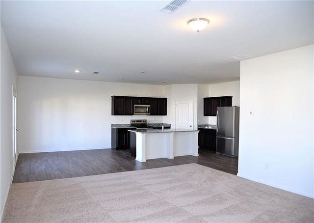 4374 Kendrick Circle, Loganville, GA 30052