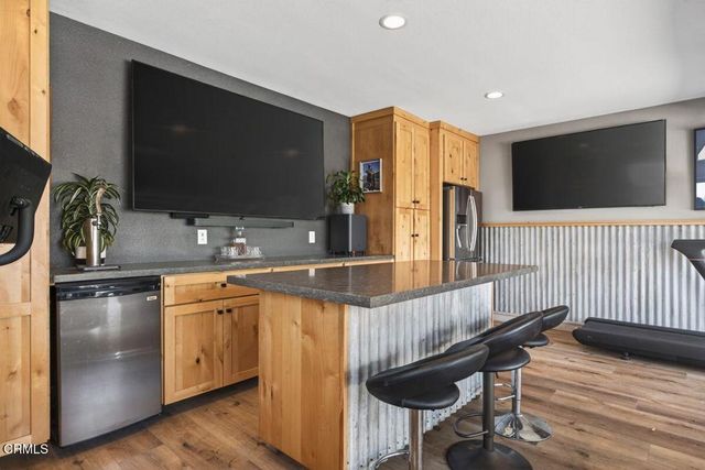 373 Dorothy Avenue, Ventura, CA 93003