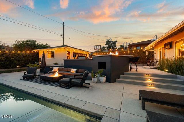 373 Dorothy Avenue, Ventura, CA 93003