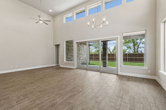 1011 Goldenrod Drive, Justin, TX 76247