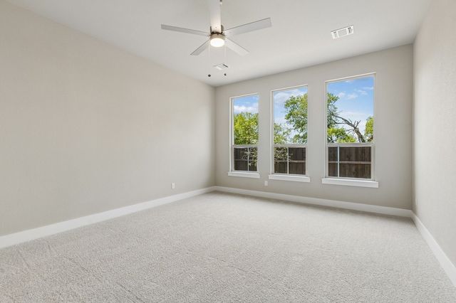 1011 Goldenrod Drive, Justin, TX 76247