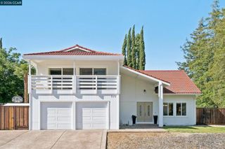 510 Mt Dell Drive, Clayton, CA 94517