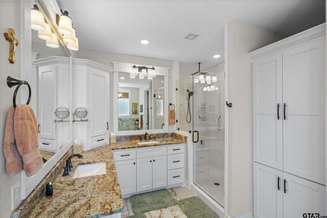 13925 Cedar Vista Lane, Tyler, TX 75704
