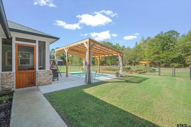 13925 Cedar Vista Lane, Tyler, TX 75704