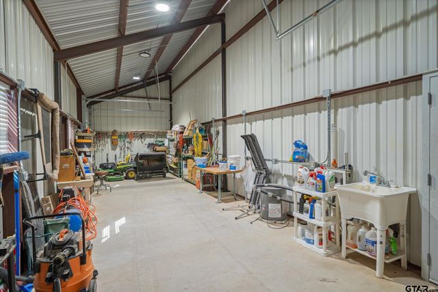 13925 Cedar Vista Lane, Tyler, TX 75704