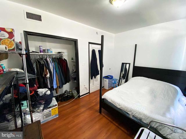 2108 S 7TH ST, Philadelphia, PA 19148