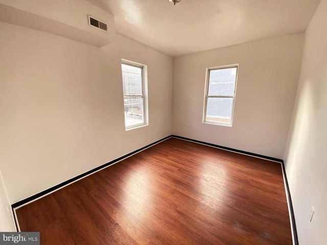 2108 S 7TH ST, Philadelphia, PA 19148