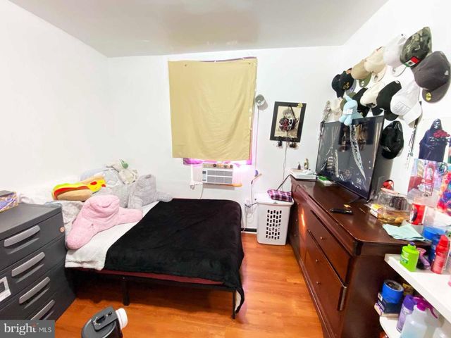 2108 S 7TH ST, Philadelphia, PA 19148