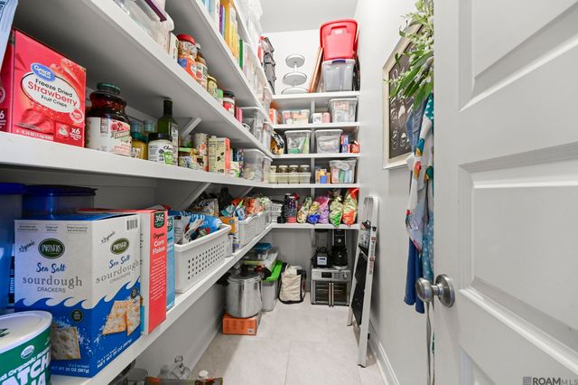 16054 Greycliff Ave, Pride, LA 70770