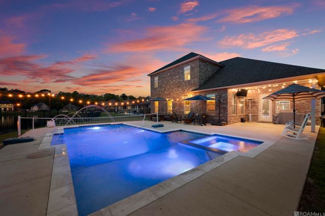 16054 Greycliff Ave, Pride, LA 70770