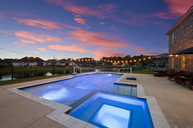 16054 Greycliff Ave, Pride, LA 70770