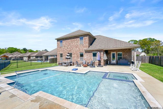 16054 Greycliff Ave, Pride, LA 70770