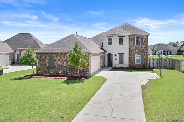 16054 Greycliff Ave, Pride, LA 70770