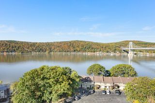 37 Hudson Heights Drive, Poughkeepsie, NY 12601