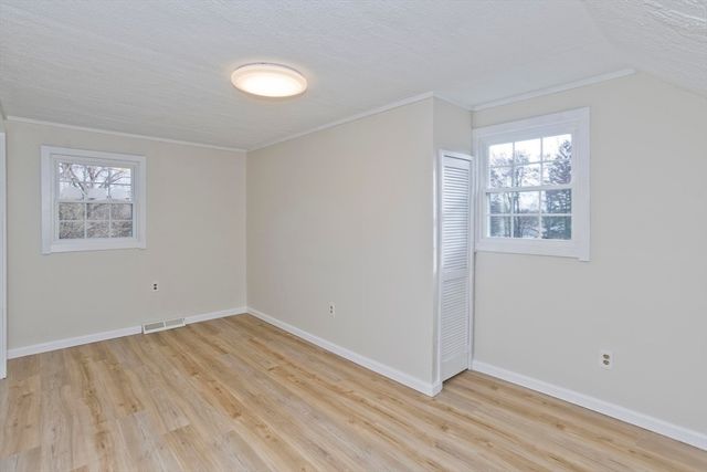 192 Gardens Dr, Springfield, MA 01119