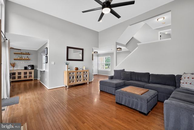 2404 SHADYWOOD CIR, Crofton, MD 21114