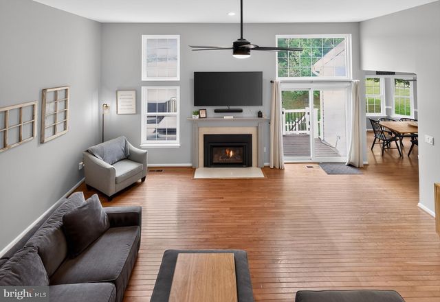 2404 SHADYWOOD CIR, Crofton, MD 21114