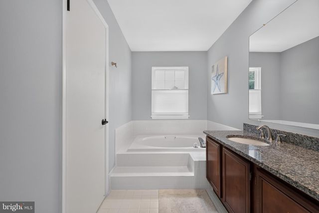 2404 SHADYWOOD CIR, Crofton, MD 21114