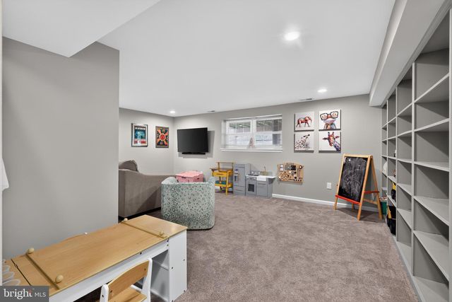 2404 SHADYWOOD CIR, Crofton, MD 21114