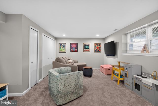 2404 SHADYWOOD CIR, Crofton, MD 21114