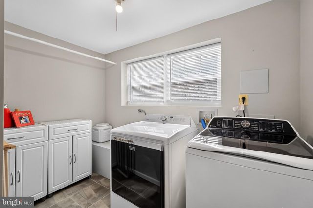 2404 SHADYWOOD CIR, Crofton, MD 21114