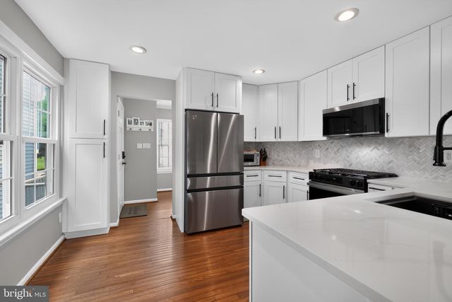 2404 SHADYWOOD CIR, Crofton, MD 21114