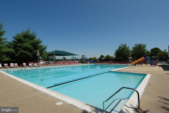 2404 SHADYWOOD CIR, Crofton, MD 21114
