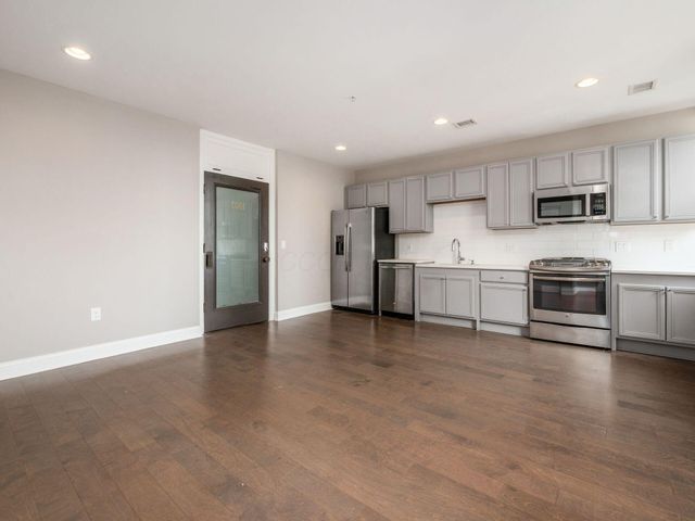 50 W Broad Street, 1907, Columbus, OH 43215