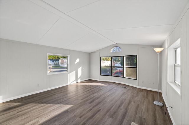 1213 96th Lane NE, Blaine, MN 55434