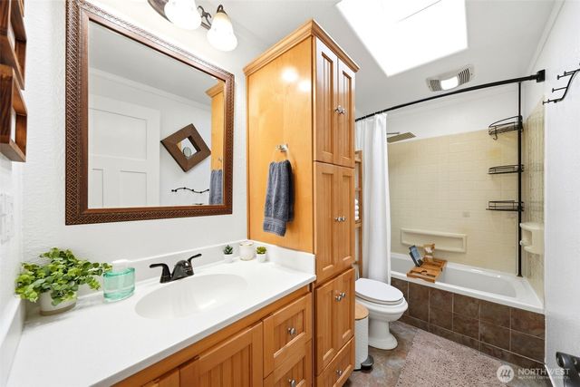 705 E Stanley Place, Granite Falls, WA 98252