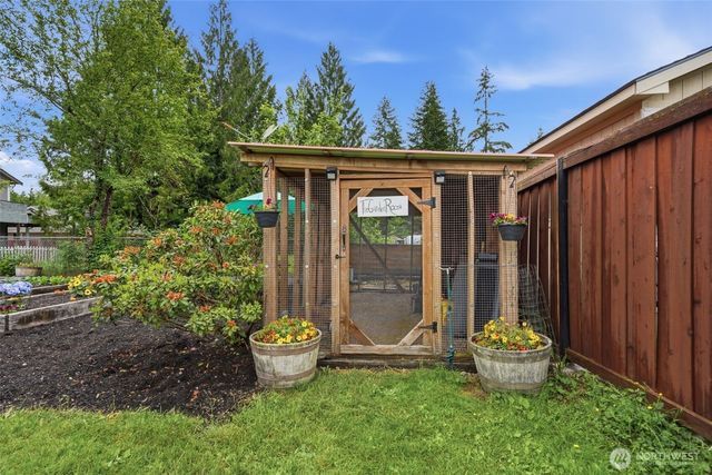 705 E Stanley Place, Granite Falls, WA 98252