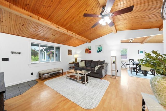 705 E Stanley Place, Granite Falls, WA 98252