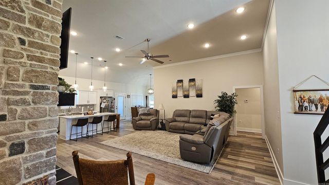 2712 Eden Hills Lane, Jonesboro, AR 72405