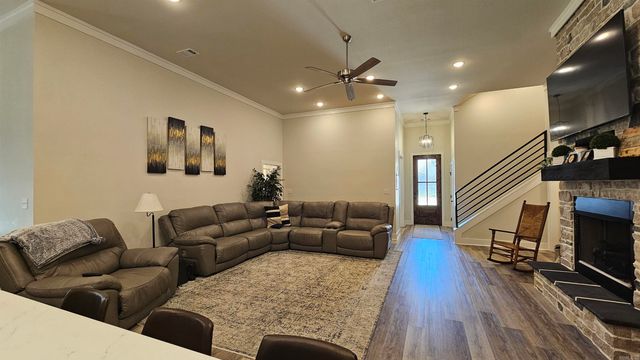 2712 Eden Hills Lane, Jonesboro, AR 72405