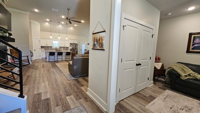 2712 Eden Hills Lane, Jonesboro, AR 72405