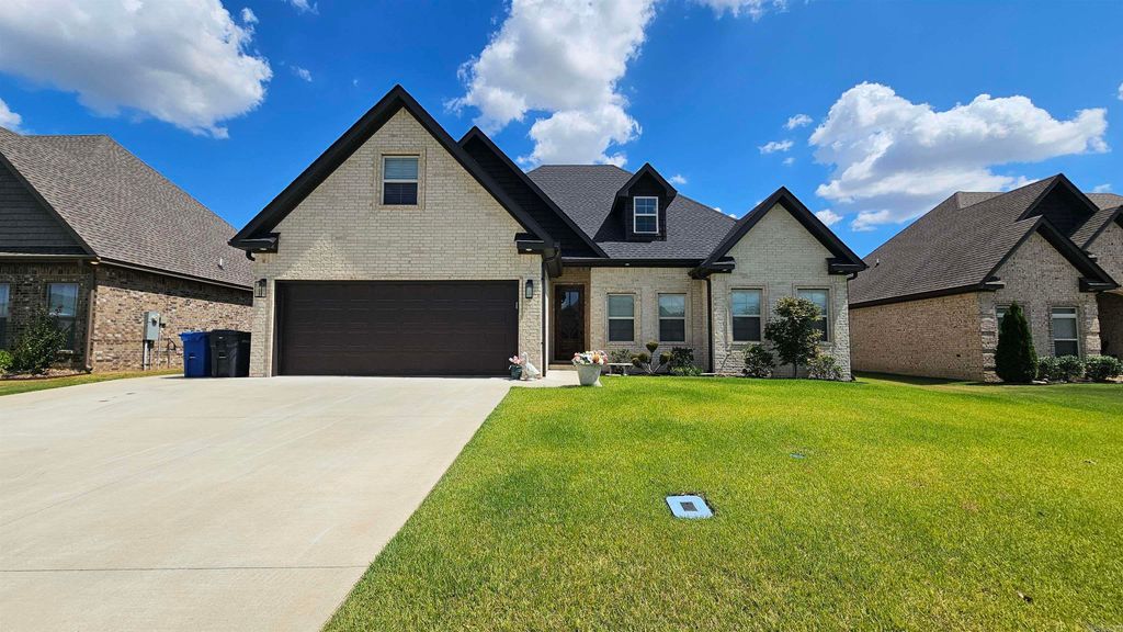 2712 Eden Hills Lane, Jonesboro, AR 72405