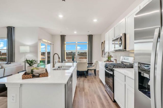 7051 Oakmont ROAD, Mount Pleasant, WI 53403