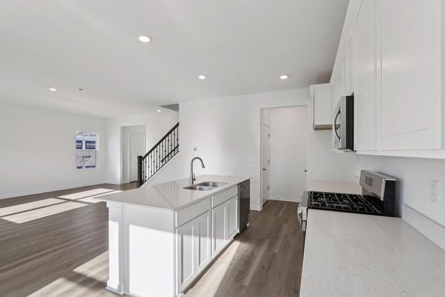 7051 Oakmont ROAD, Mount Pleasant, WI 53403