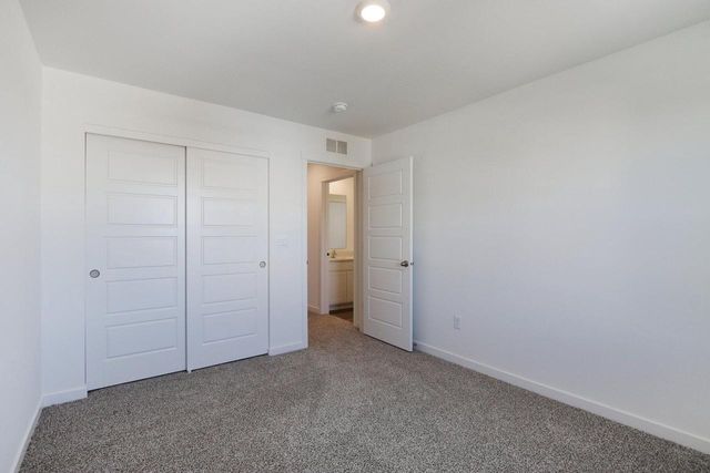 7051 Oakmont ROAD, Mount Pleasant, WI 53403