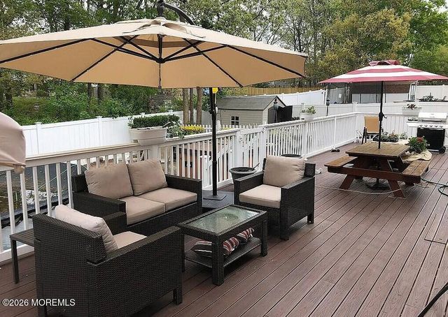 18 Cannonball Drive, Barnegat, NJ 08005