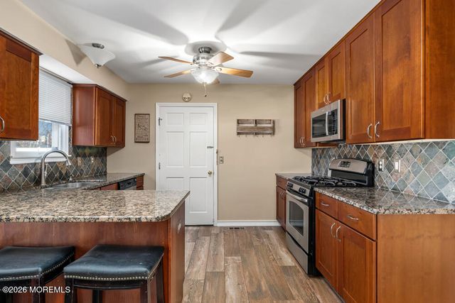 18 Cannonball Drive, Barnegat, NJ 08005