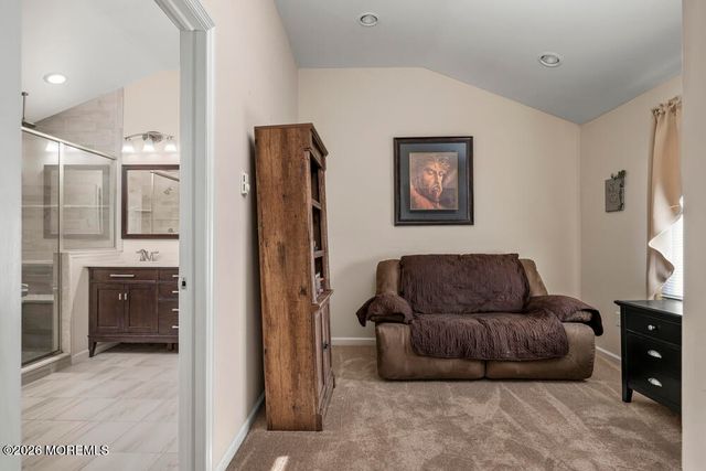 18 Cannonball Drive, Barnegat, NJ 08005