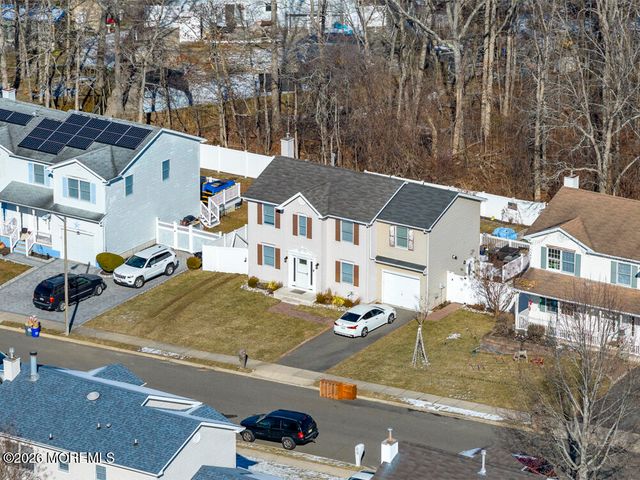 18 Cannonball Drive, Barnegat, NJ 08005